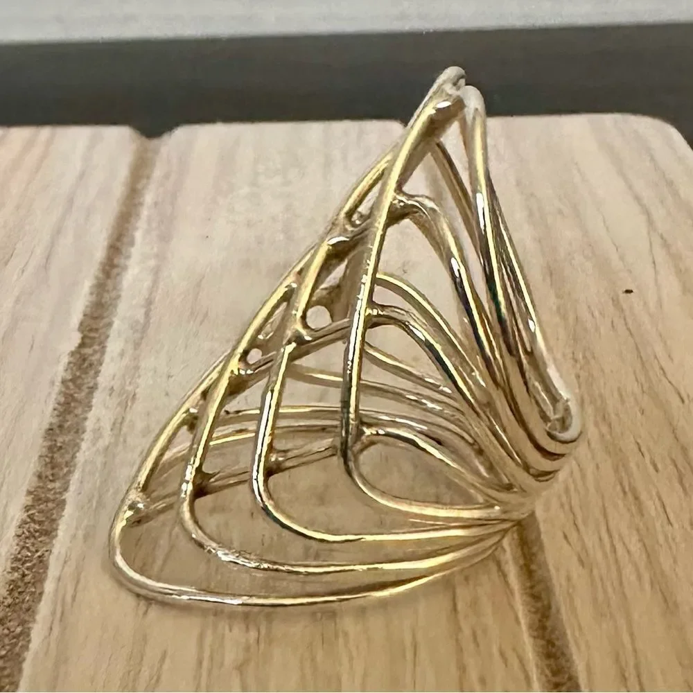 Silver wire geometric design ring